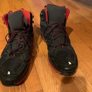 Mens. North face Hikimg boot size 13